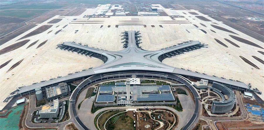 青岛胶东国际机场东航办公楼项目